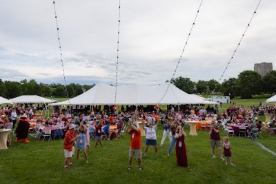 Alumni Weekend 2025 Dinner on the Drillfield