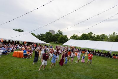 Alumni Weekend 2025 Dinner on the Drillfield