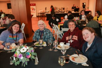 Open houses and dinner at the Holtzman Alumni Center