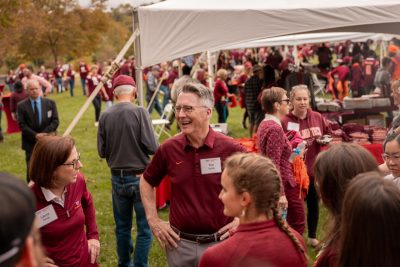 President Tim Sands and Stamp Scholars, Alumni Tailgate Hoco 2023