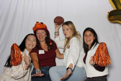 Young alumni happy hour at Hokie House